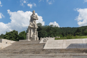 В памет на Христо Ботев и загиналите за освобождението на България - Калофер